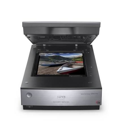Epson A4 Flatbed USB Scanner 6400x9600 DPI Film And Slides