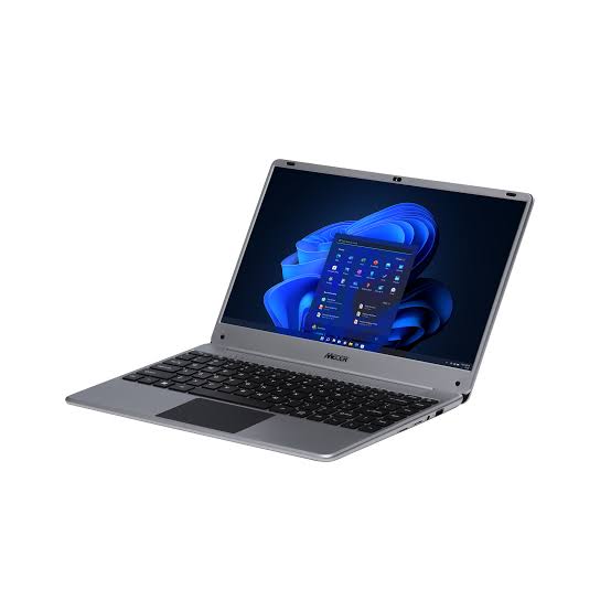 Mecer 14.1" AlwaysOn Laptop (Qualcomm 7C, 4GB RAM, 128GB eMMC, Win 11 Pro) - Silver